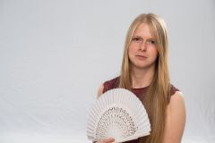 044