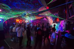 099